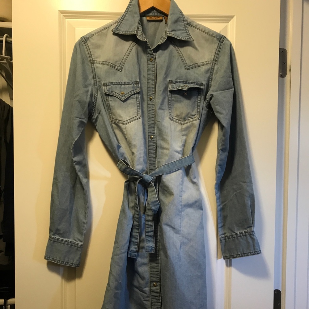 Western dress